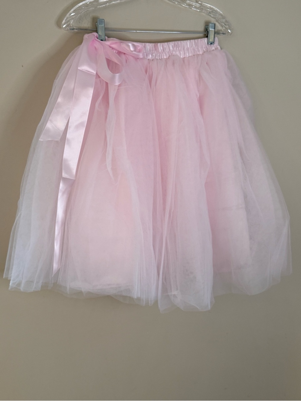 Pink chic voluminous tulle mini skirt coquette bow 26” stretchy waist